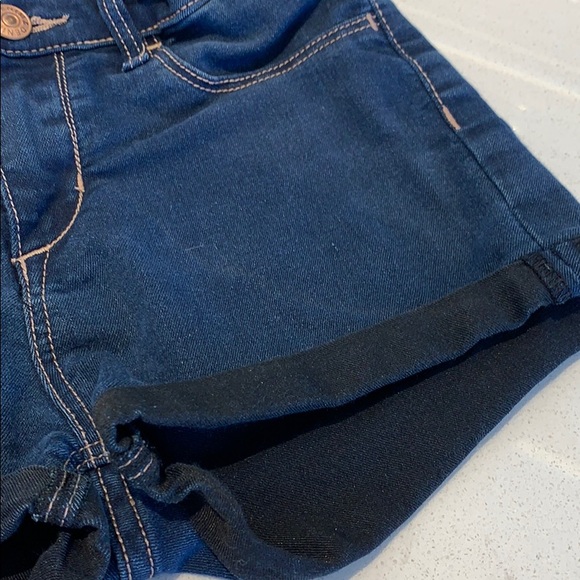 H&M shorts in jeans - Picture 2 of 5